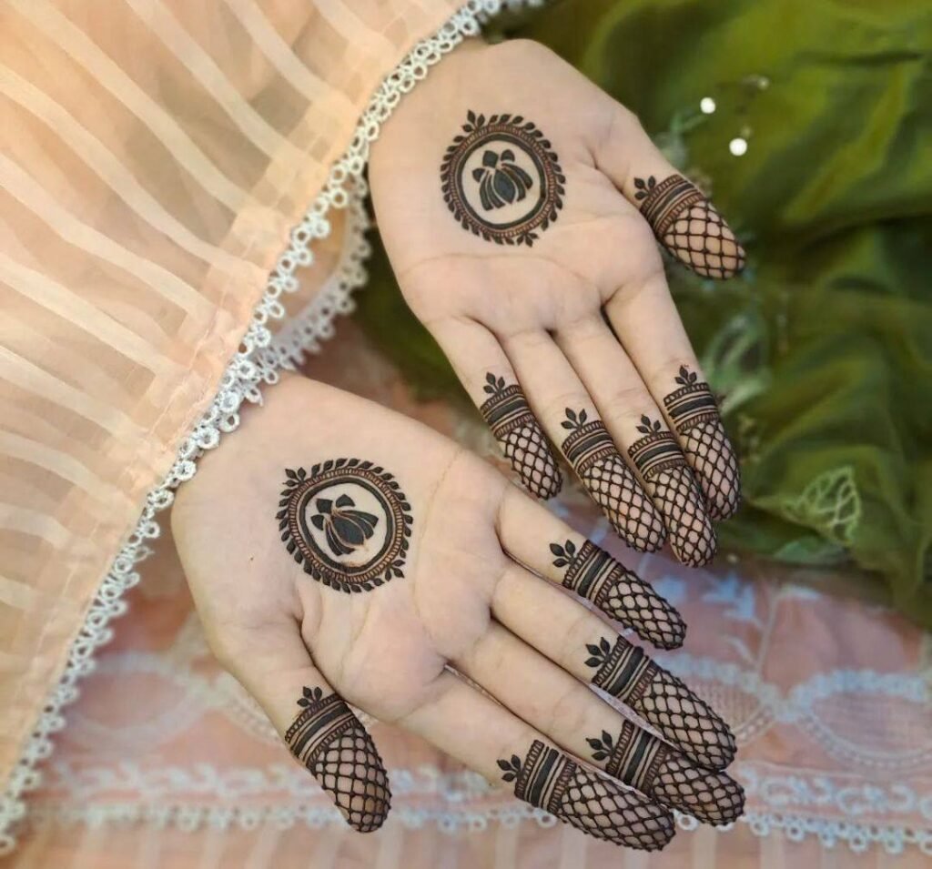 Front Hand Simple Mehndi Design