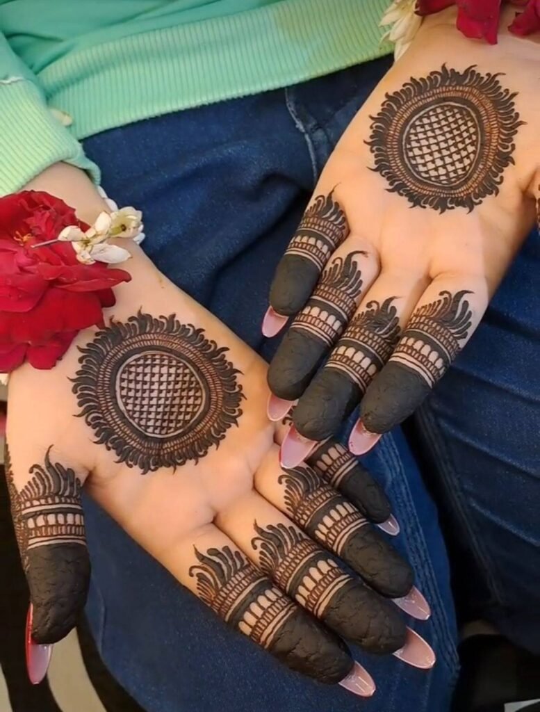 Front Hand Simple Mehndi Design