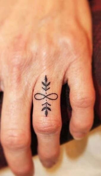 Simple Finger Mehndi Design
